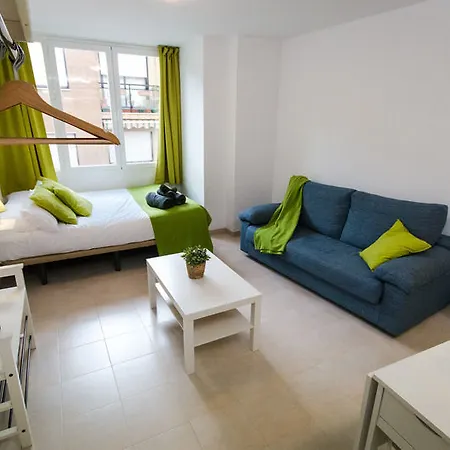 Apartment Holidays2malaga Juan De Mena *