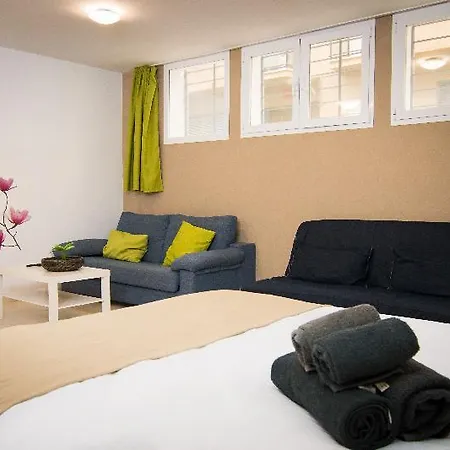 Apartment Holidays2malaga Juan De Mena Malaga
